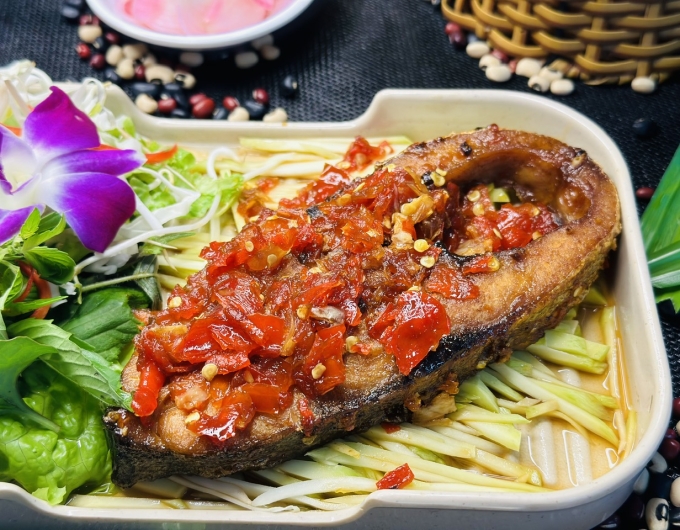 Cá chiên mắm tỏi ớt 