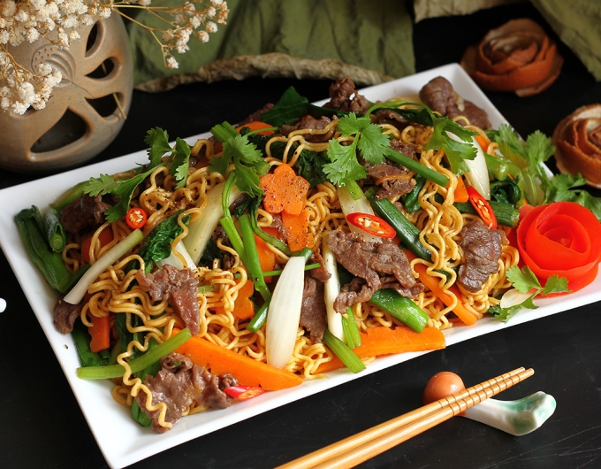 MÌ Xào Bò 